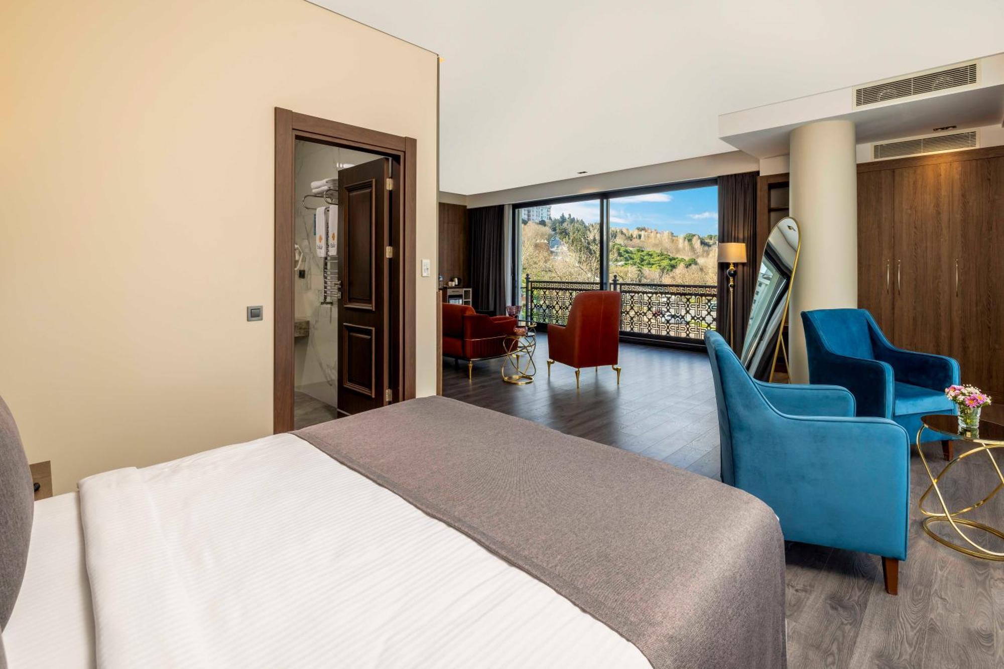 Ezkar Bathonea Art Istanbul Hotel Exterior photo
