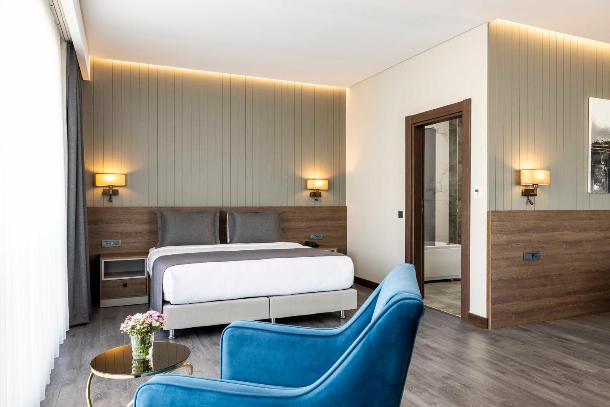 Ezkar Bathonea Art Istanbul Hotel Exterior photo