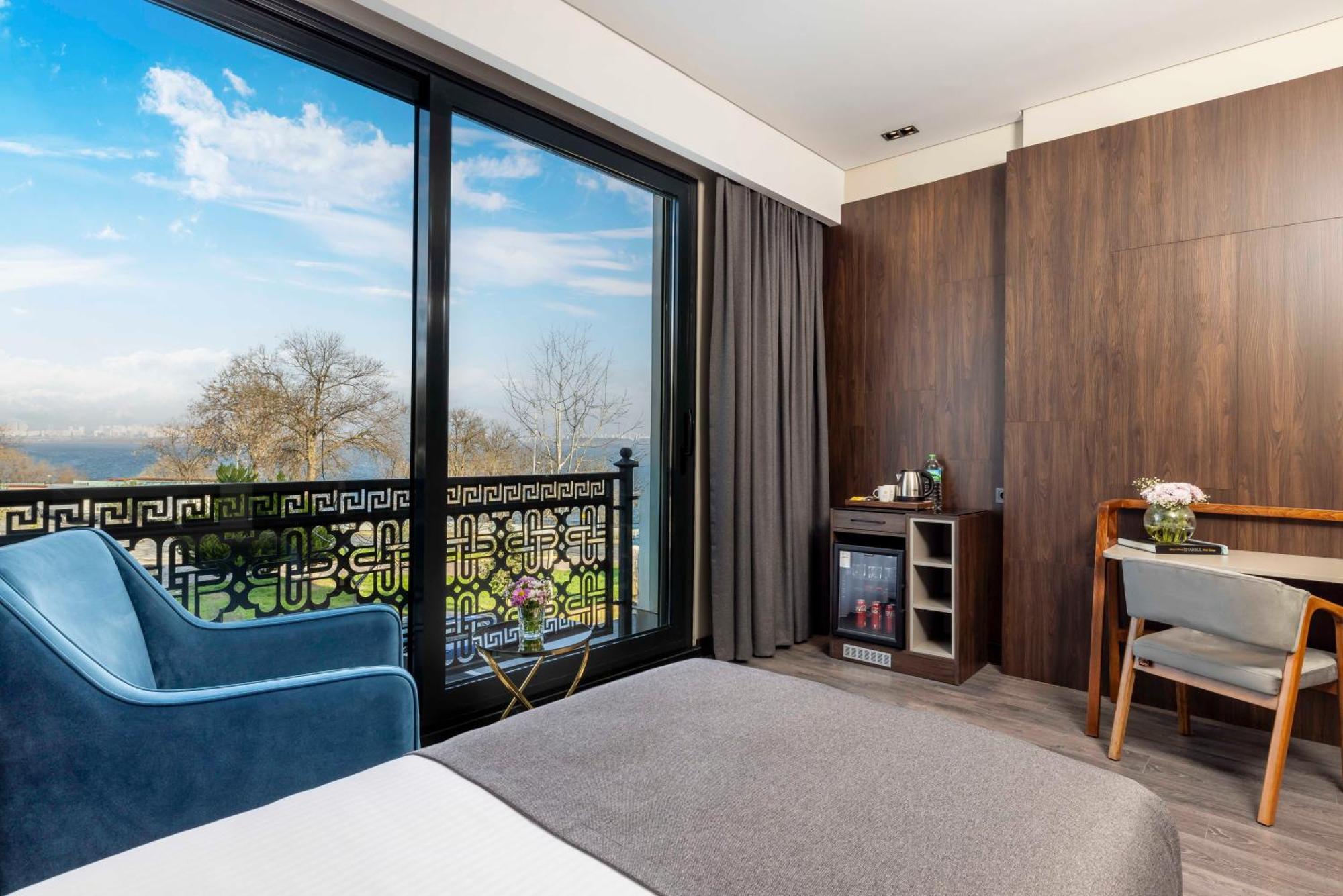 Ezkar Bathonea Art Istanbul Hotel Exterior photo