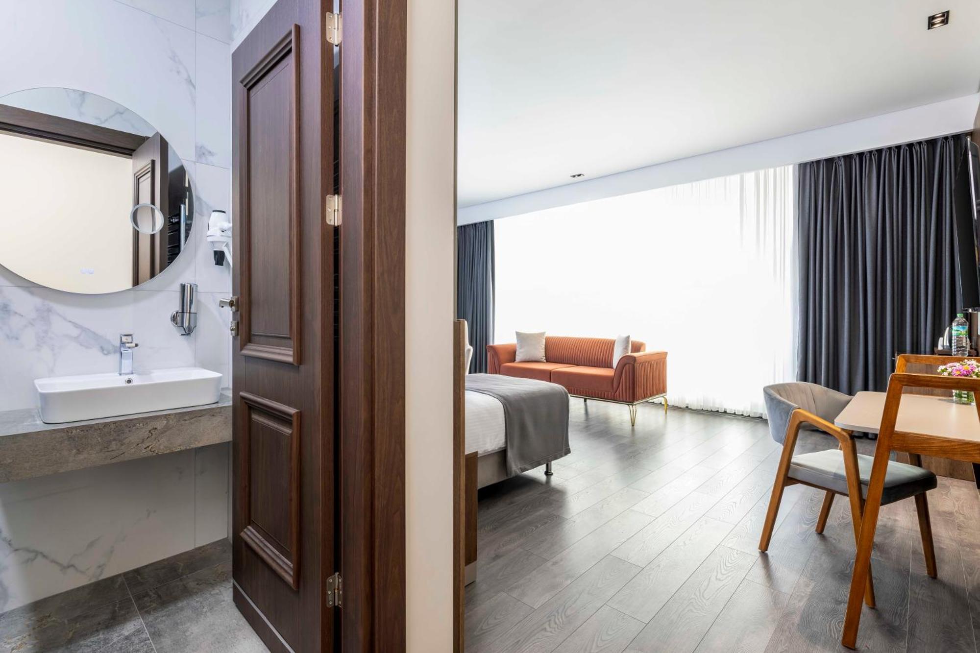 Ezkar Bathonea Art Istanbul Hotel Exterior photo
